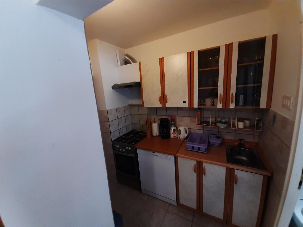 Apartman Garden ポレッチ エクステリア 写真